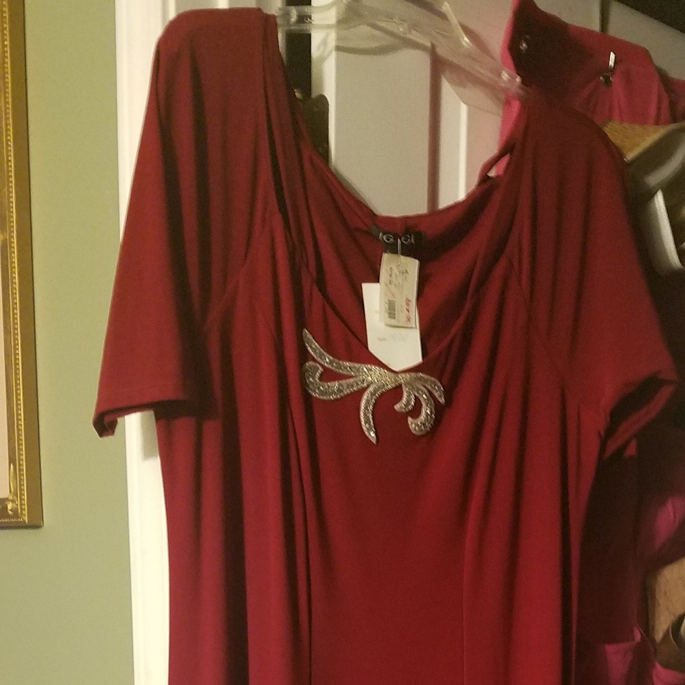 Ladies formal gown. Beautiful rich burgandy color